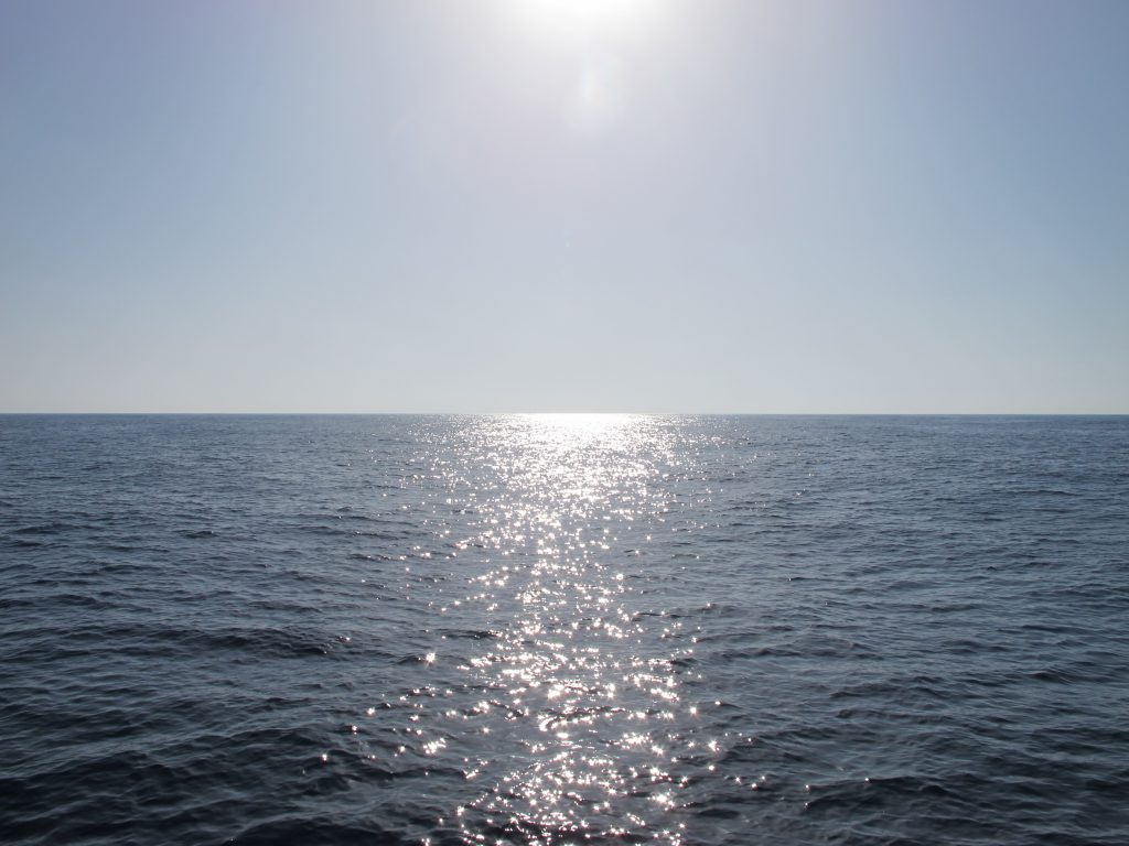 Dag 1, 2, 3 og 4 :) Sol og uendelig hav.