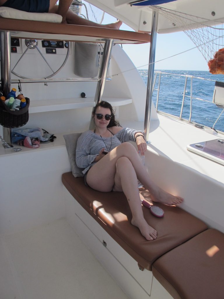 Ida har funnet seg godt til rette i båten. Som vanlig.