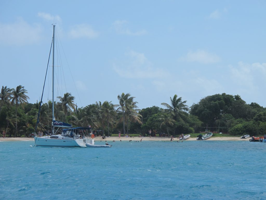 Tobago Cays ligger der som en perle, omgitt av farlige rev.